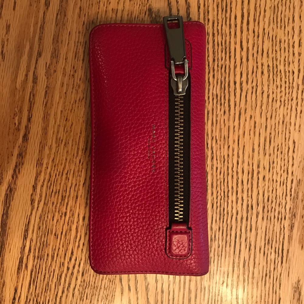 Marc Jacobs wallet